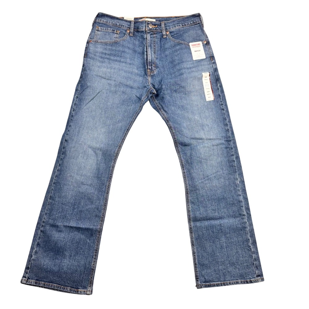 Signature by Levi Strauss Men's Bootcut Flex Jeans Medium Wash 34x30 915050071